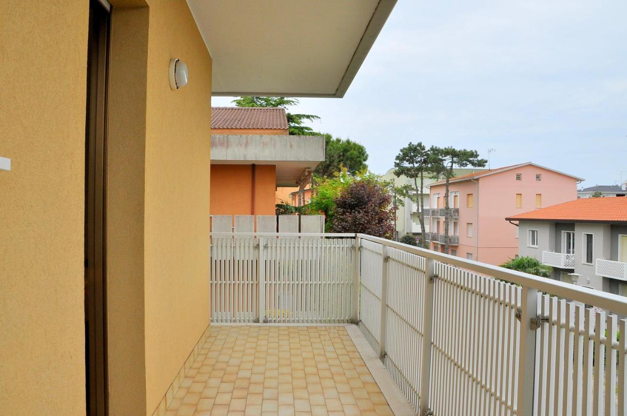 Condominio Fenice Bibione Buitenkant foto